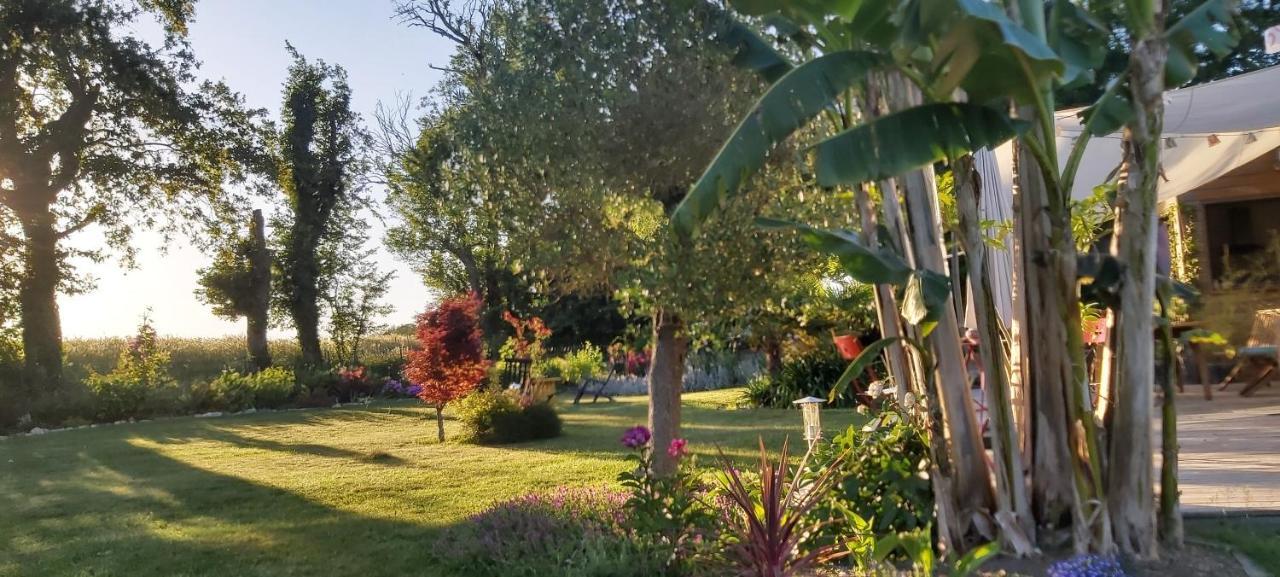 L'Oustaou Du Bodo Bed & Breakfast Ambon Eksteriør bilde