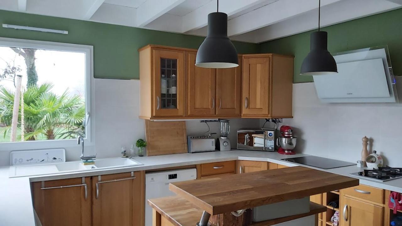 L'Oustaou Du Bodo Bed & Breakfast Ambon Eksteriør bilde